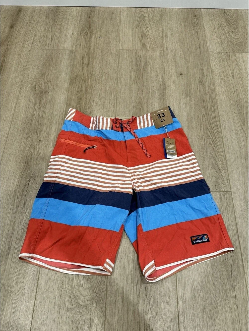 NWT Patagonia • Men's 21’ Wavefarer Boardshorts Swim Trunks • Size 33